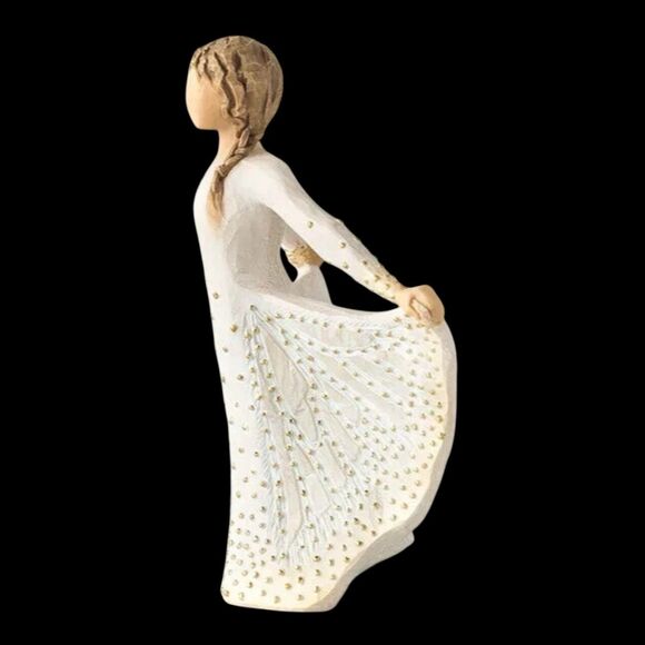 Signed Willow Tree Butterfly sculpted figure by Susan Lordi 6.5” Tall - Picture 3 of 10